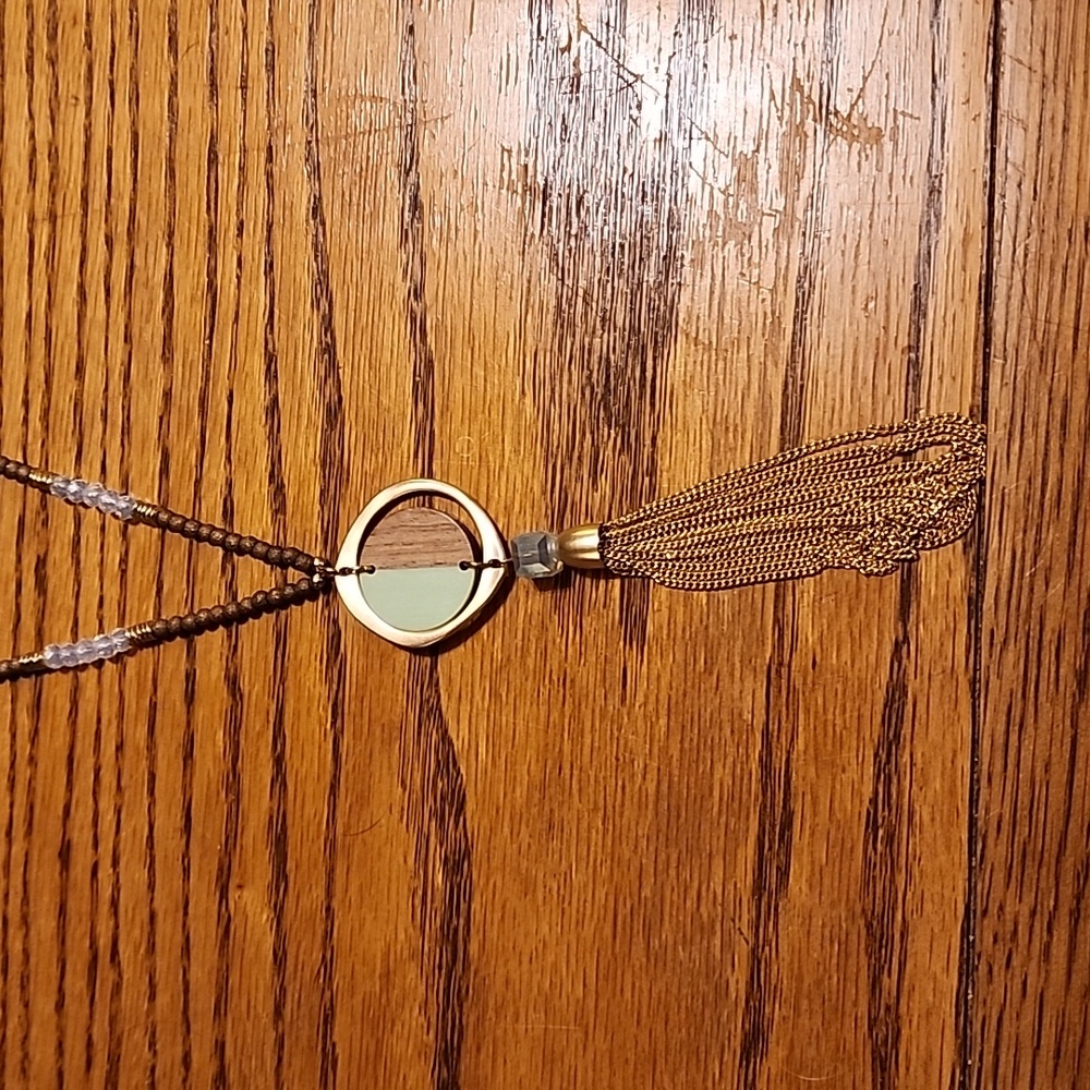 Boutique Necklace NEW